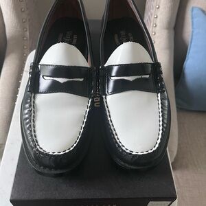 LARSON loafer. Two-Tone Black and White Loafers